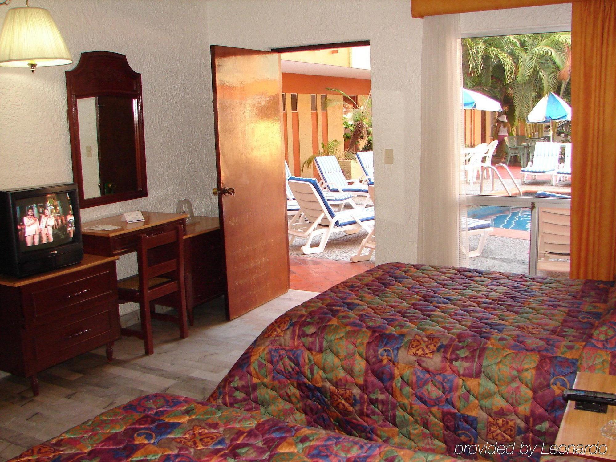 Hotel Azteca Inn Mazatlán Quarto foto